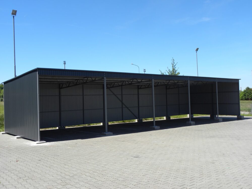 Přístřešek pro auto z trapézového plechu 15×6 výška 3,5m - Image 2